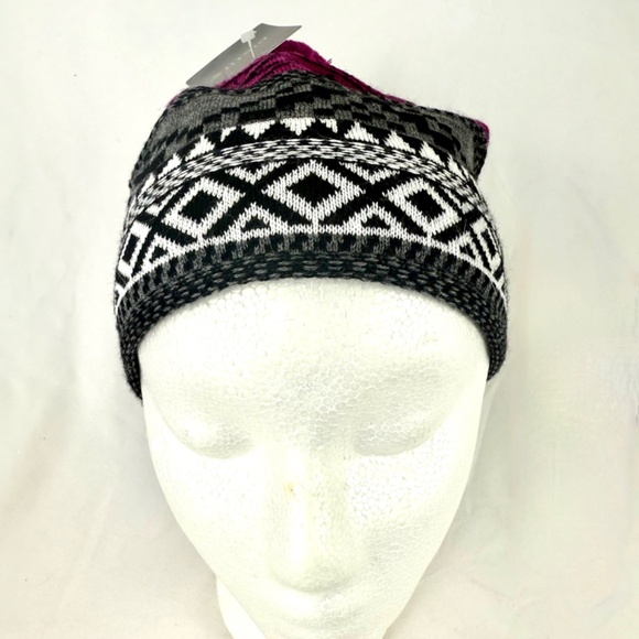 NWT Pistil Winter Beanie Stocking Ski Cap Isabetta Magenta Aztec Christmas Gift - Picture 3 of 14
